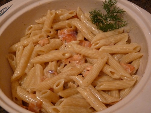 penne rigate con salmon gravlax